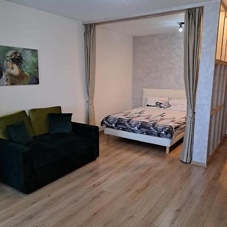 Glamour Studio Oradea Eksteriør bilde
